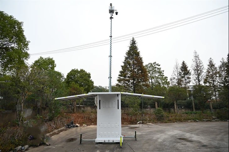 cuboid surveillance tower (3)